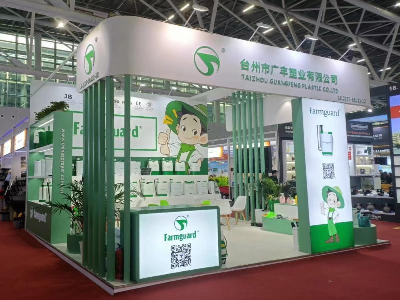華裕電器集團(tuán)股份的第135屆獲獎廣交會展位設(shè)計搭建圖片